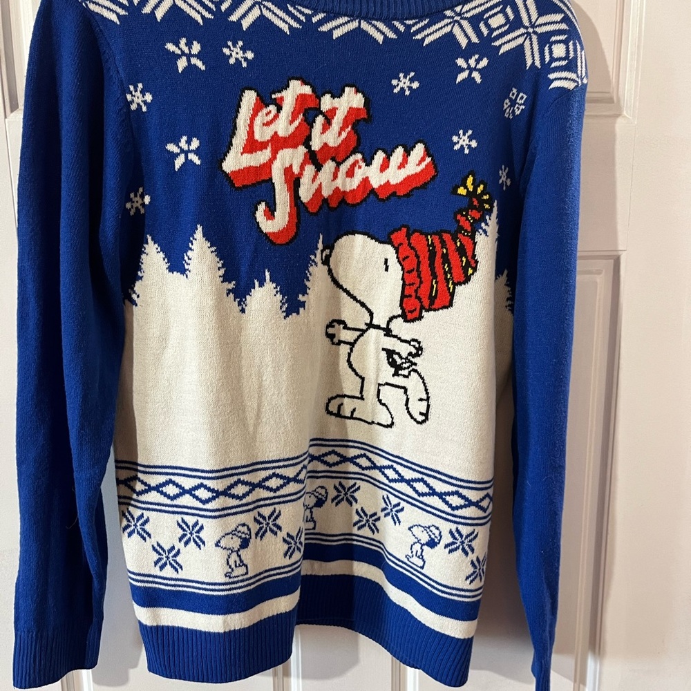 H&M Blue and White Snoopy Crewneck Sweater
